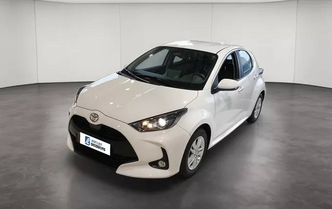 TOYOTA YARIS Hybride 116h Dynamic Business extérieur trois quart avant gauche 1104002