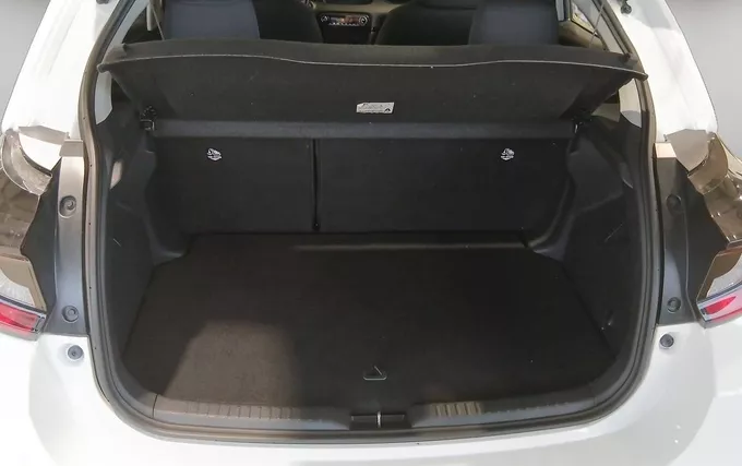 TOYOTA YARIS Hybride 116h Dynamic Business photo 10 1104002