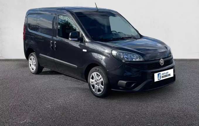FIAT DOBLO CARGO FT 1.6 MULTIJET 105 PRO LOUNGE extérieur trois quart avant droit 106314