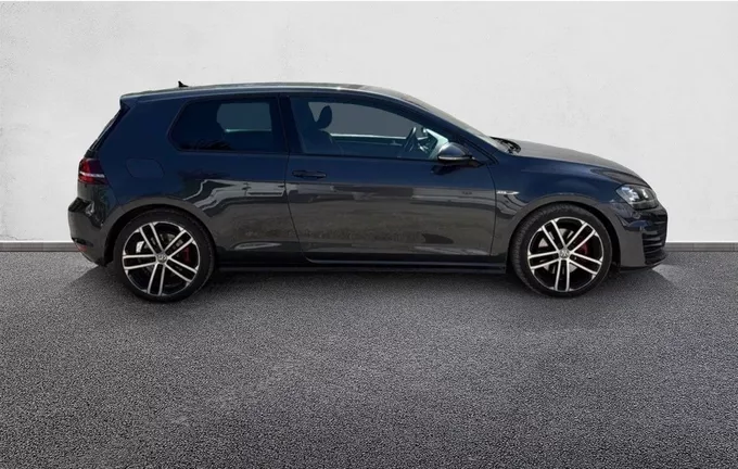 VOLKSWAGEN GOLF 2.0 TDI 184 BlueMotion Technology FAP GTD extérieur côté droit 560442