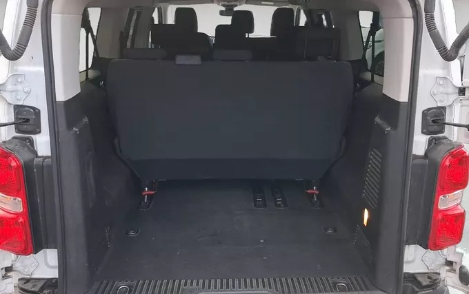 TOYOTA PROACE COMBI MC23 Proace Combi Long 2.0L 140 D-4D BVM6 Dynamic Confort photo 10 1103802