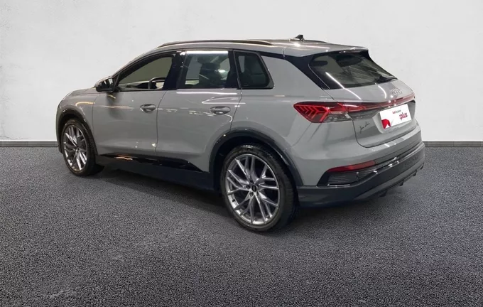 AUDI Q4 E-TRON 45 285 ch 82 kWh extérieur trois quart arrière gauche 2129793