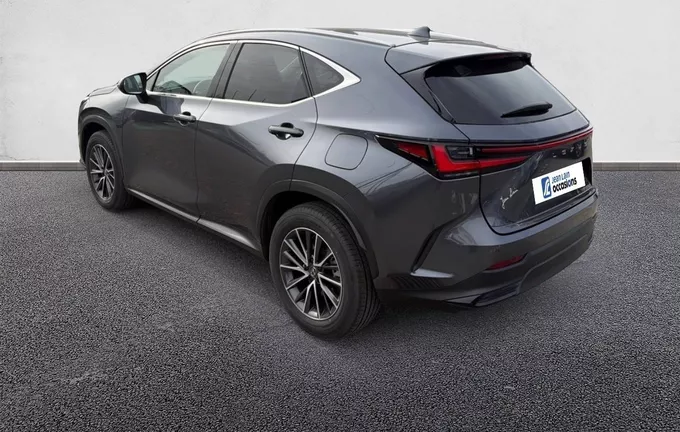 LEXUS NX 350h 2WD Hybride Luxe extérieur trois quart arrière gauche 1103167