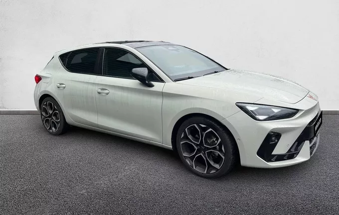 CUPRA LEON 1.5 eTSI Hybrid 150 ch DSG7 V extérieur trois quart avant gauche 1788