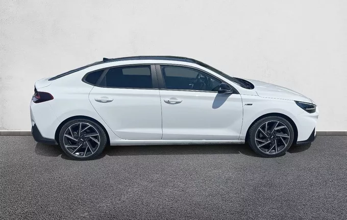 HYUNDAI I30 Fastback 1.5 T-GDi 160 DCT-7 Hybrid 48V N Line extérieur côté droit 13895