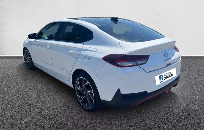 HYUNDAI I30 Fastback 1.5 T-GDi 160 DCT-7 Hybrid 48V N Line extérieur trois quart arrière gauche 13895