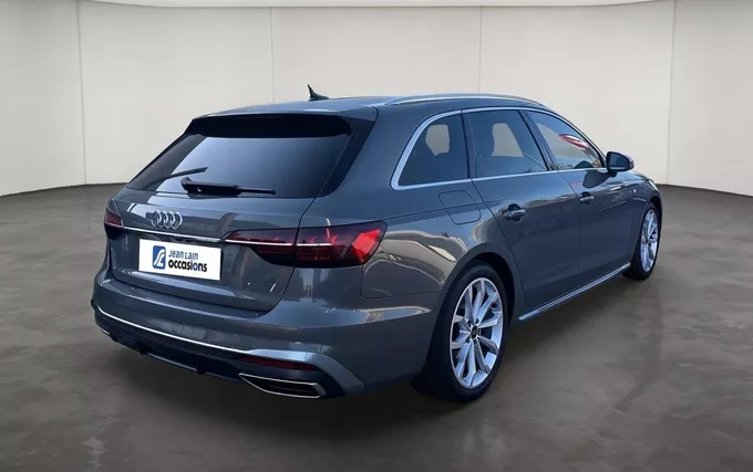 AUDI A4 Avant 40 TDI 204 S tronic 7 S line extérieur trois quart arrière droit 212647