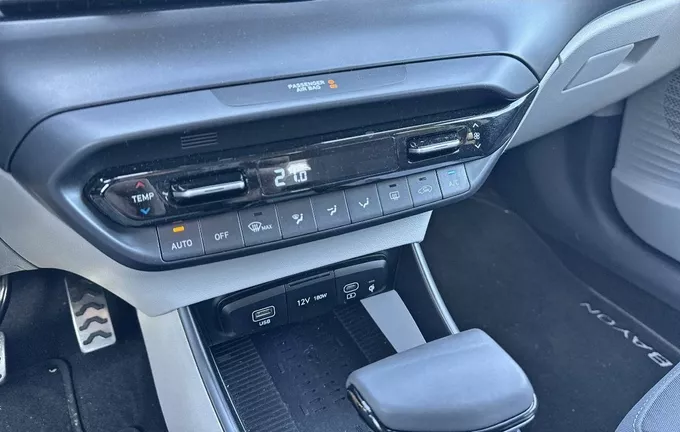HYUNDAI BAYON 1.0 T-GDi 100 DCT-7 Hybrid 48V Business photo 15 14035