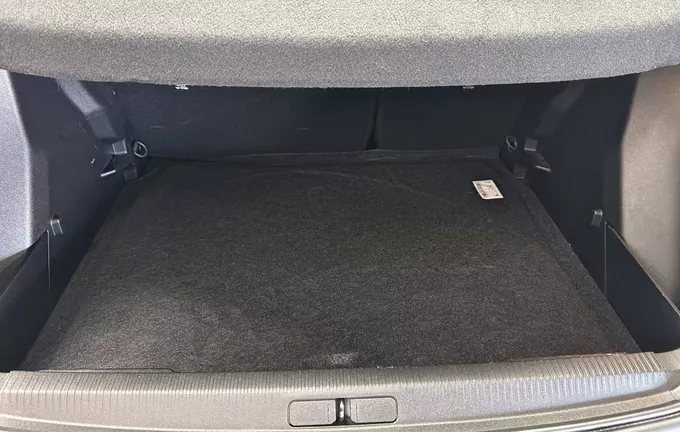 PEUGEOT 2008 Hybrid 136 e-DCS6 Style photo 10 213486