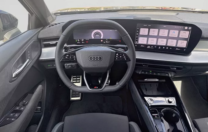 AUDI Q3 Sportback e-hybrid 272 ch S tronic 6 S line photo 11 5915