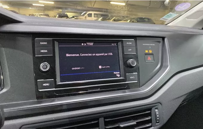 VOLKSWAGEN POLO 1.0 TSI 95 S&S BVM5 photo 18 2124915