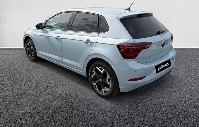 VOLKSWAGEN POLO 1.0 TSI 95 S&S DSG7 Style extérieur trois quart arrière gauche 1880
