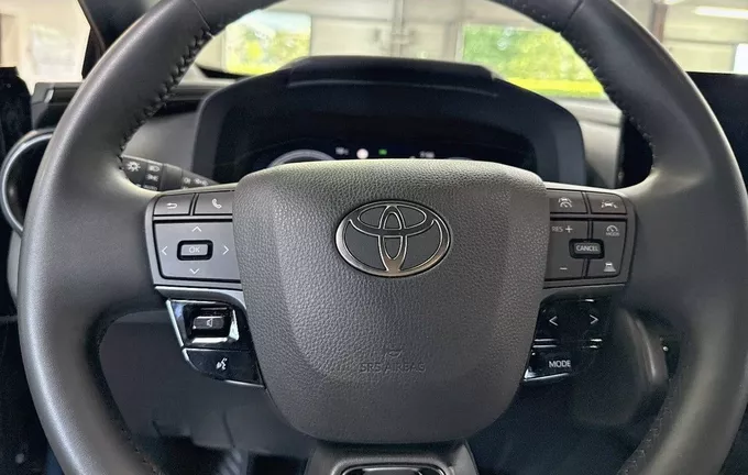 TOYOTA C-HR Hybride 200 Design photo 12 1103378
