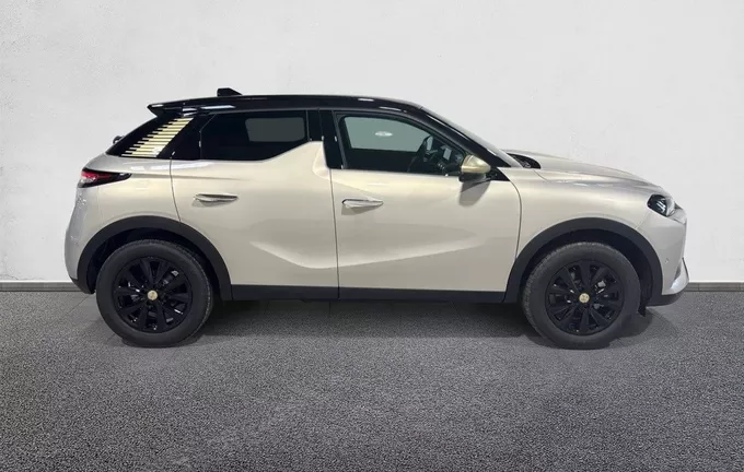 DS DS3 DS 3 E-Tense DS Performance Line extérieur côté droit 058157