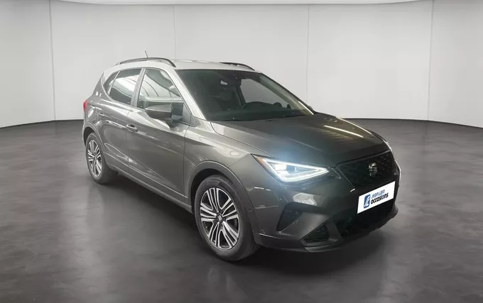 SEAT ARONA 1.0 TSI 95 ch Start/Stop BVM5 Style extérieur trois quart avant droit 2131756