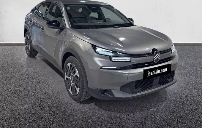 CITROEN C4 Hybride 145 e-DCS6 Plus extérieur trois quart avant droit 058133