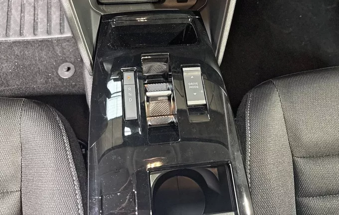 CITROEN C4 Hybride 145 e-DCS6 Plus photo 13 058133