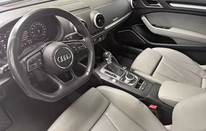 AUDI A3 Cabriolet 1.5 TFSI CoD 150 S tronic 7 Design Luxe photo 11 213546