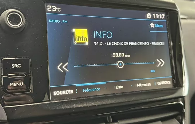 PEUGEOT 208 PureTech 82ch S&S BVM5 Active photo 15 213631