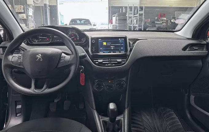 PEUGEOT 208 PureTech 82ch S&S BVM5 Active photo 18 213631