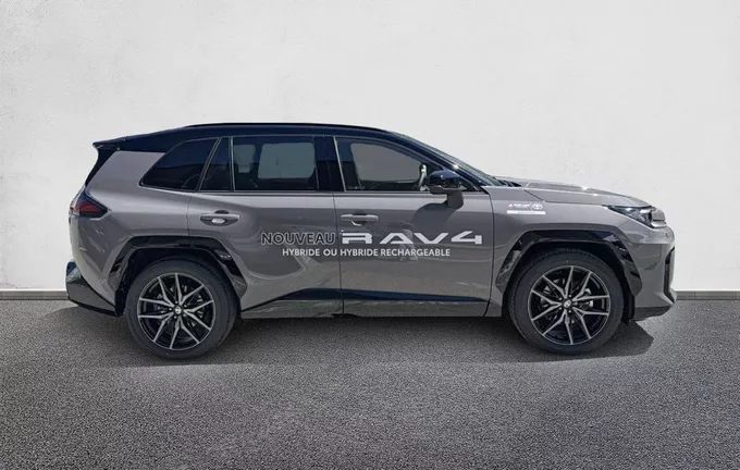 TOYOTA RAV4 Hybride 194 ch AWD-i GR SPORT extérieur côté droit 127147
