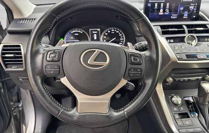 LEXUS NX 300h 2WD E-CVT Pack Business photo 12 1102593