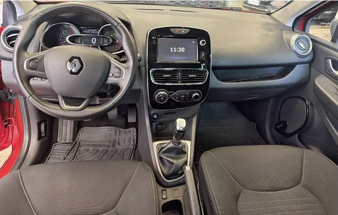 RENAULT CLIO TCe 120 Energy Intens extérieur trois quart avant droit 213531