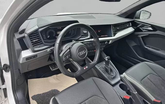 AUDI A1 Sportback 40 TFSI 207 ch S tronic 7 S Line photo 11 550723