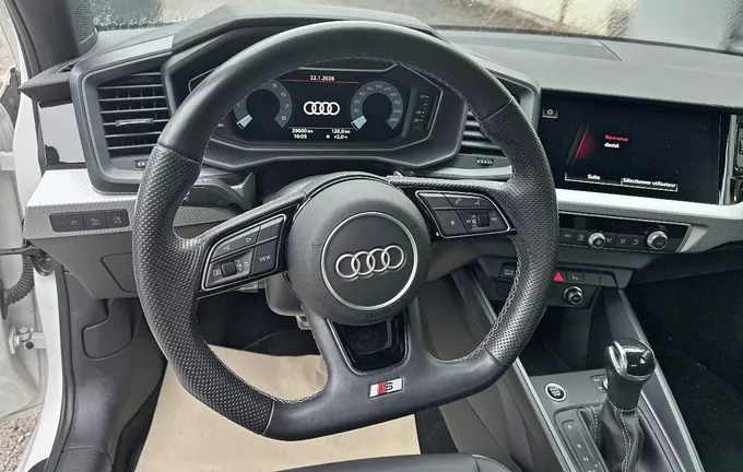 AUDI A1 Sportback 40 TFSI 207 ch S tronic 7 S Line photo 12 550723