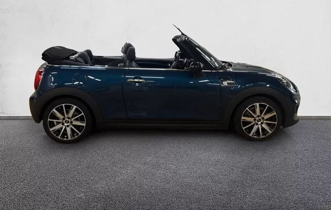 MINI COOPER Cabriolet Cooper 136 ch BVA7 Edition Greenwich extérieur côté droit 213535