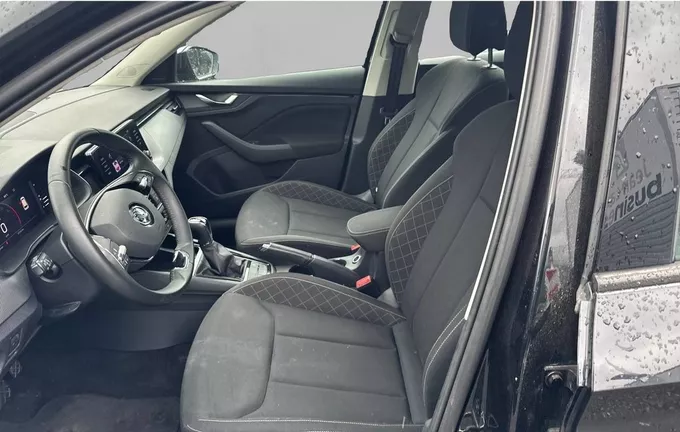 SKODA KAMIQ 1.0 TSI Evo 110 ch DSG7 Ambition extérieur trois quart arrière droit 2127917