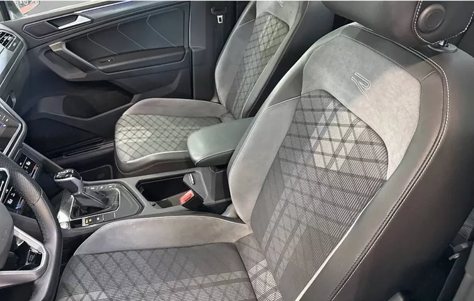 VOLKSWAGEN TIGUAN 1.5 TSI 150ch DSG7 R-Line extérieur trois quart arrière droit 2129873