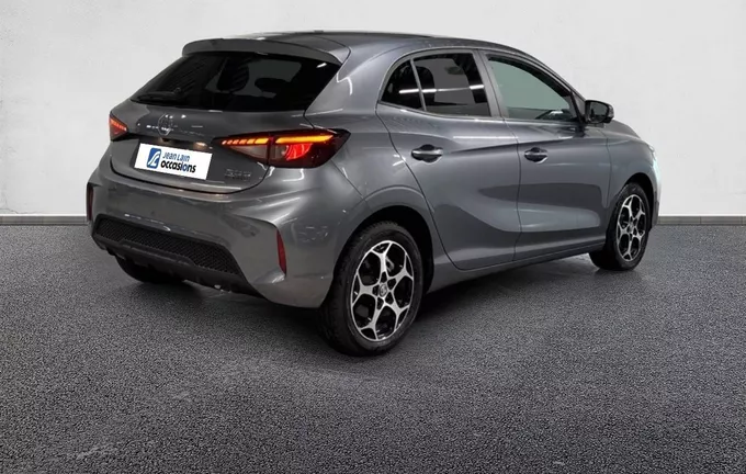 MG MG3 1.5 L Hybrid+ 195 ch Luxury extérieur trois quart arrière droit 601132