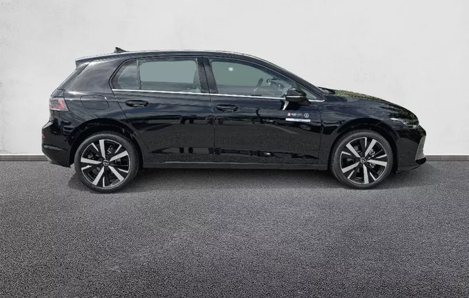 VOLKSWAGEN GOLF 1.5 eTSI EVO2 116 DSG7 Style extérieur côté droit 5217
