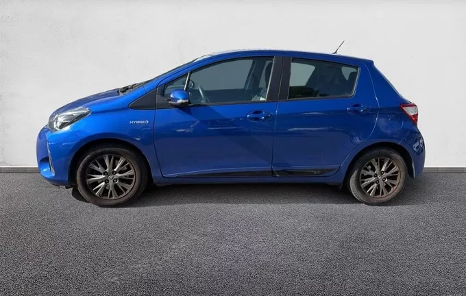 TOYOTA YARIS Hybride 100h Dynamic extérieur côté gauche 1103617
