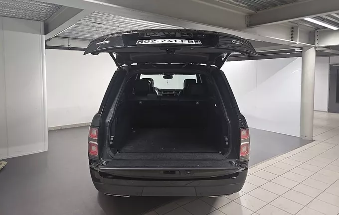 LAND ROVER RANGE ROVER Mark IX LWB V8 S/C 5.0L 525ch photo 10 2128408