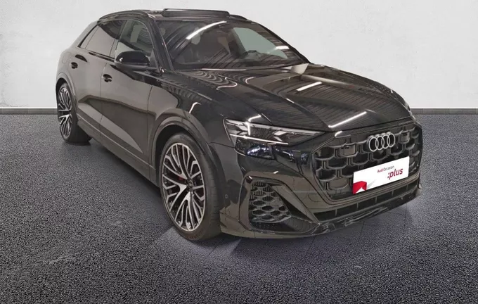 AUDI Q8 60 TFSI e 490 Tiptronic 8 quattro Competition extérieur trois quart avant droit 2120903