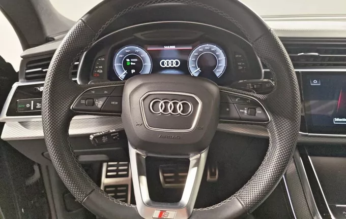 AUDI Q8 60 TFSI e 490 Tiptronic 8 quattro Competition photo 12 2120903