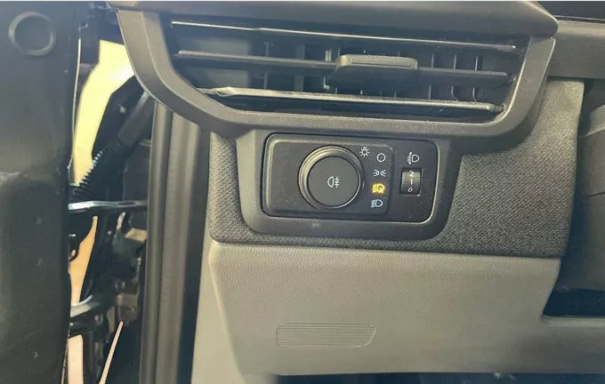 FORD TOURNEO Custom 320 L2H1 2.0 EcoBlue 150 ch Titanium photo 18 106293