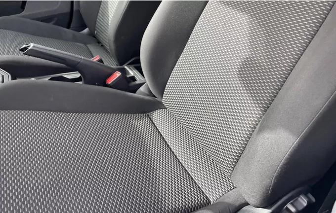 VOLKSWAGEN POLO 1.0 TSI 95 S&S BVM5 extérieur trois quart arrière droit 2126421