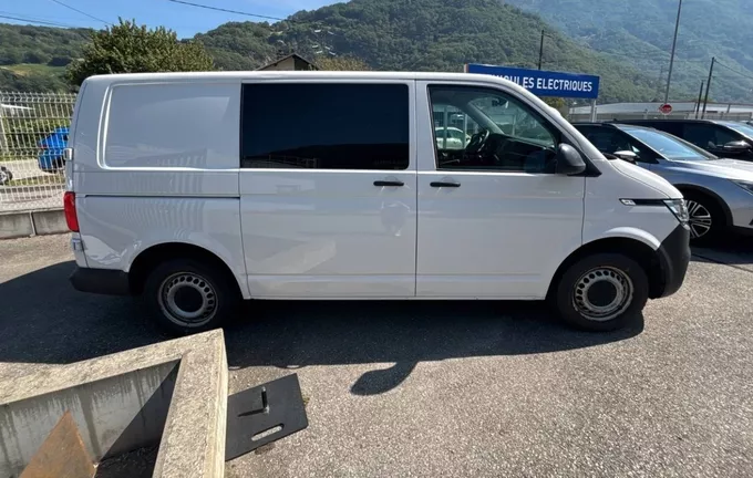 VOLKSWAGEN UTILITAIRES TRANSPORTER 6.1 VAN L1H1 2.0 TDI 150 BVM6 4MOTION BUSINESS extérieur côté droit 106264