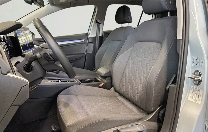 VOLKSWAGEN GOLF 1.5 eHybrid 204 DSG6 VW Edition extérieur trois quart arrière droit 2126458
