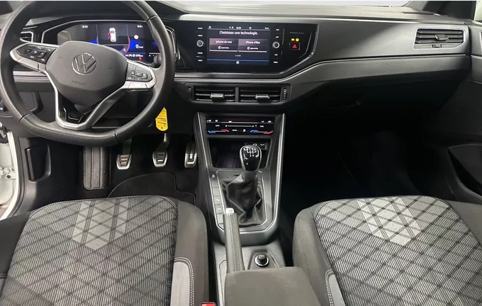 VOLKSWAGEN POLO 1.0 TSI 95 S&S BVM5 R-Line Edition extérieur trois quart avant droit 2126461