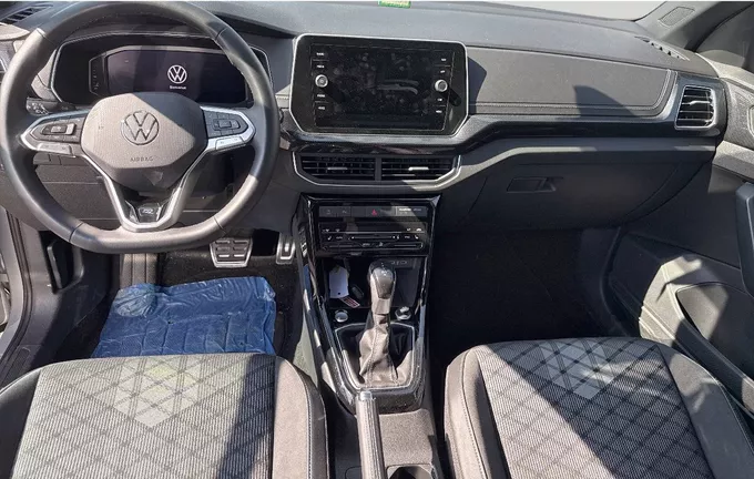 VOLKSWAGEN T-CROSS 1.0 TSI 116 Start/Stop DSG7 R-Line Edition extérieur trois quart avant droit 2130091