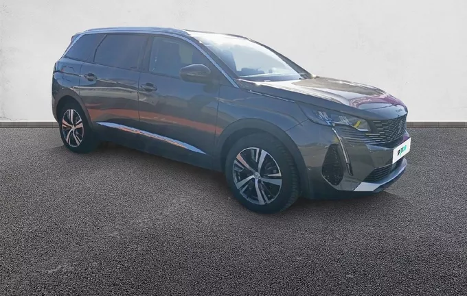 PEUGEOT 5008 BlueHDi 130ch S&S EAT8 Allure extérieur trois quart avant droit 945803