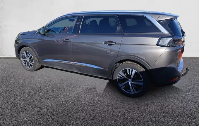 PEUGEOT 5008 BlueHDi 130ch S&S EAT8 Allure extérieur trois quart arrière gauche 945803