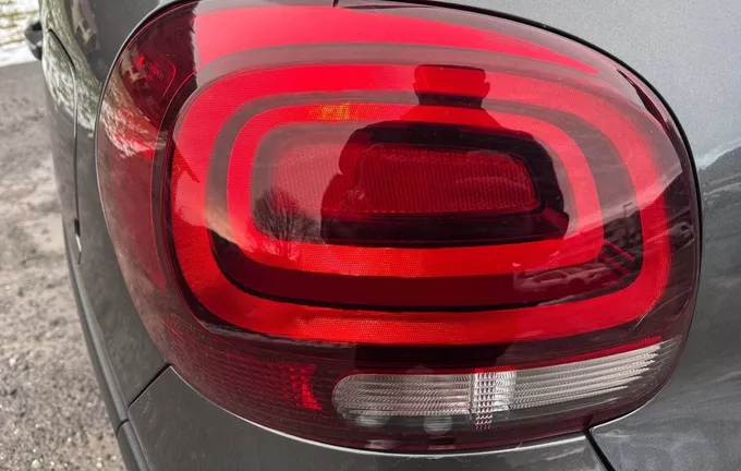 CITROEN C3 PureTech 110 S&S EAT6 Shine Pack photo 17 944409