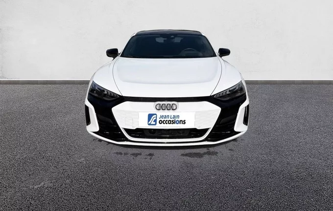AUDI E-TRON GT 476 ch quattro e-tron extérieur avant 560326