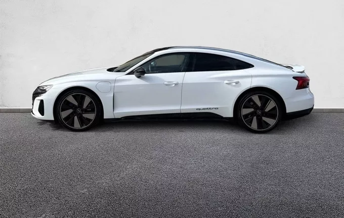 AUDI E-TRON GT 476 ch quattro e-tron extérieur côté gauche 560326