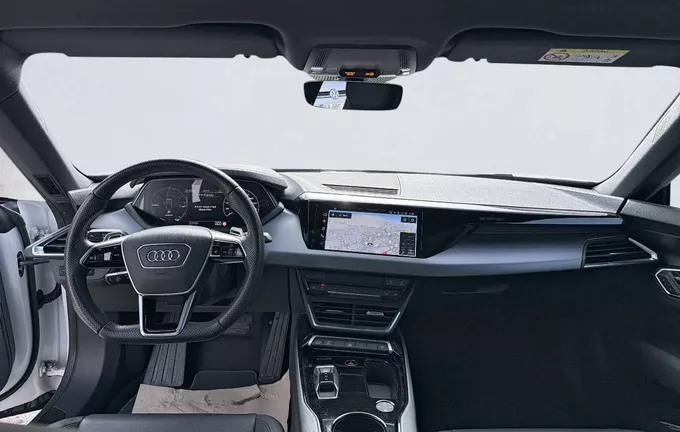 AUDI E-TRON GT 476 ch quattro e-tron photo 18 560326